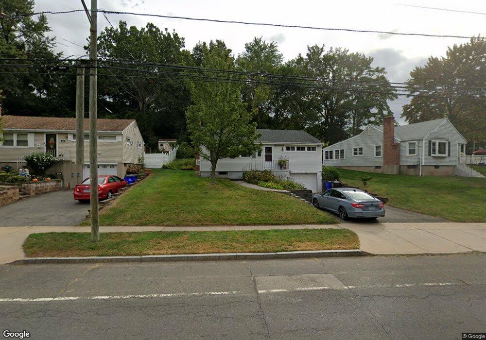 434 Trout Brook Dr, West Hartford, CT 06110 - photo 1