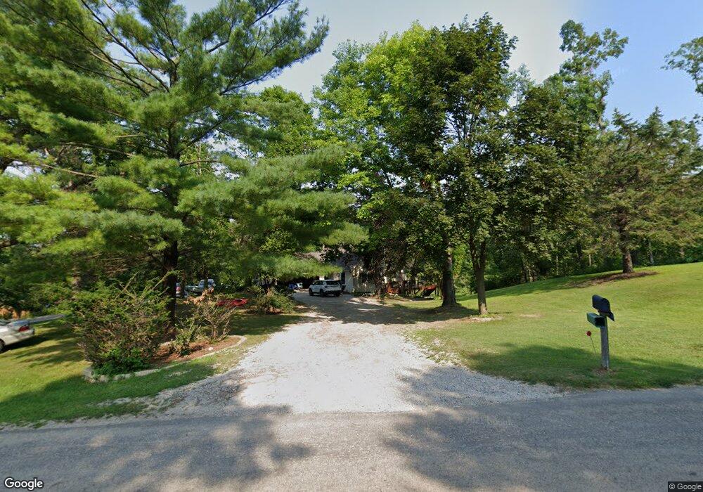 7204 42nd St NE, Cedar Rapids, IA 52411 - photo 1