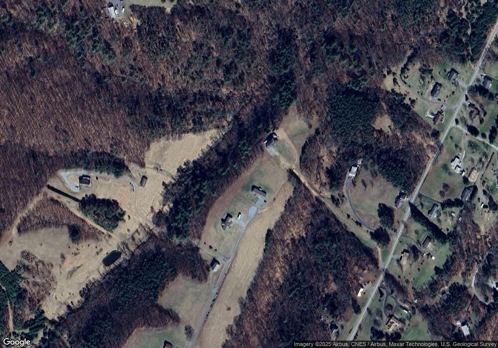 70 Providence Ct, Berkeley Springs, WV 25411 - photo 1