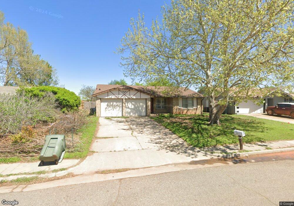 1201 Swan Lake Rd, Edmond, OK 73003 - photo 1