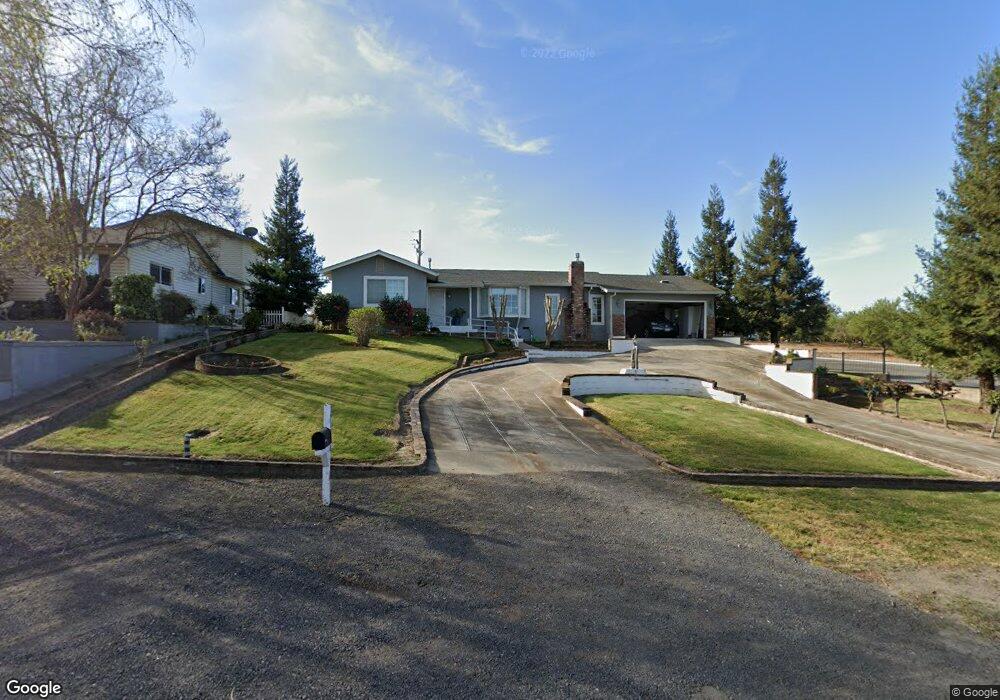 2913 Tioga Ave, Oakdale, CA 95361 - photo 1