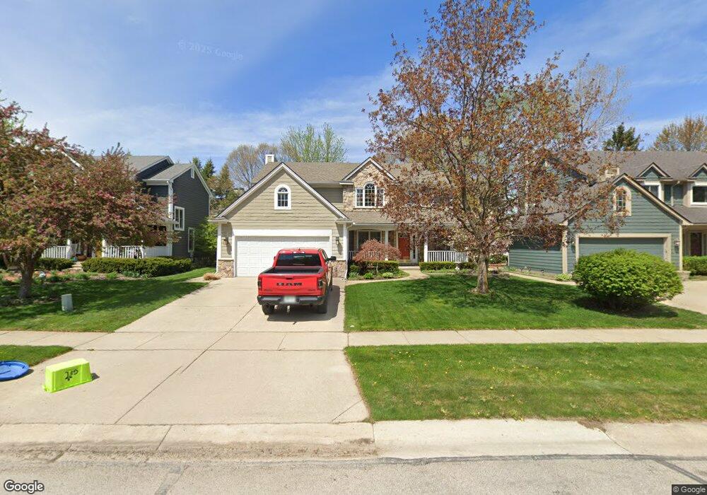 3847 Eaton Gate Ln, Auburn Hills, MI 48326 - photo 1