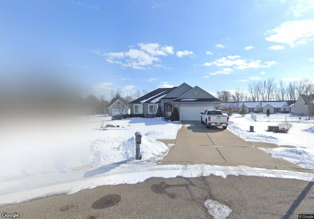 2098 Akram Ct unit 107, Davison, MI 48423 - photo 1