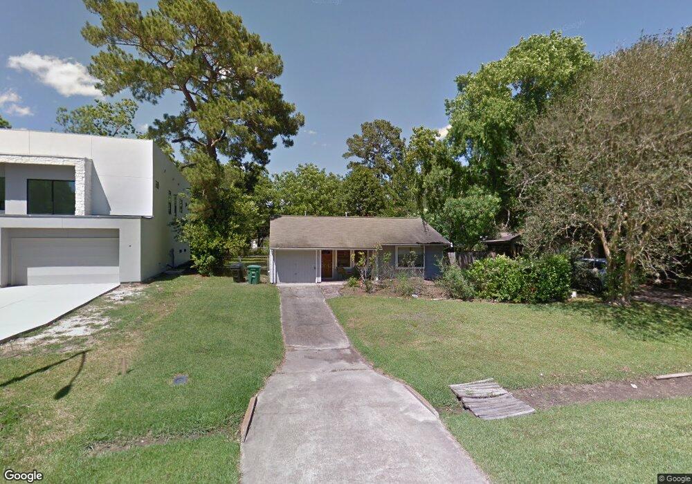 930 Gardenia Dr, Houston, TX 77018 - photo 1