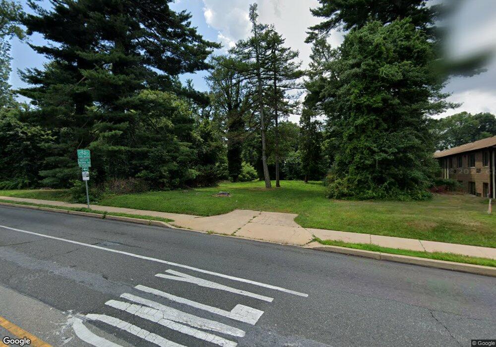 554 S Lansdowne Ave, Lansdowne, PA 19050 - photo 1