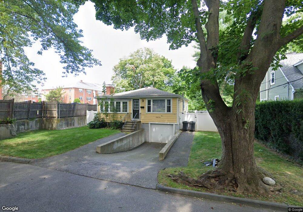 33 Laurel St, Arlington, MA 02476 - photo 1
