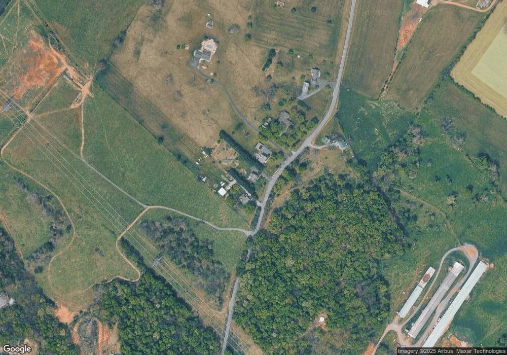 238 Coleytown Rd, Waynesboro, VA 22980 - photo 1