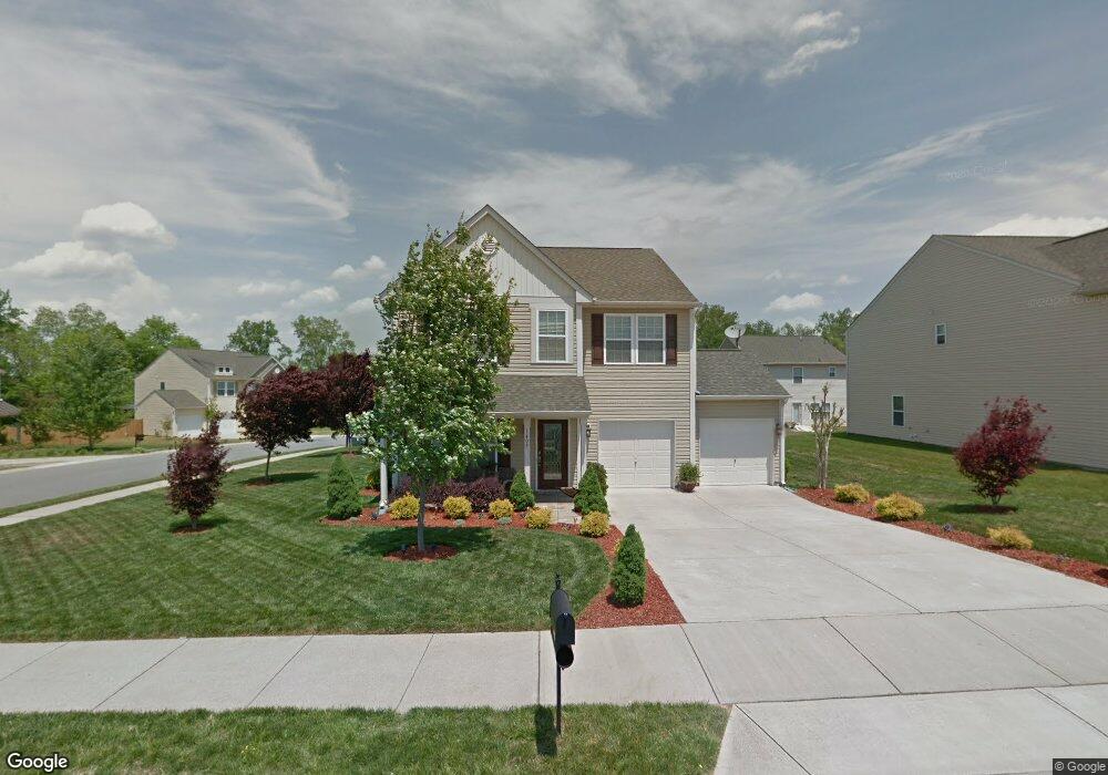 1405 Winter Dr, Statesville, NC 28677 - photo 1