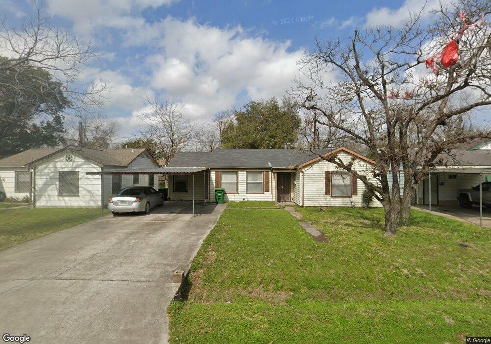 39 Farrell St, Houston, TX 77022 - photo 1