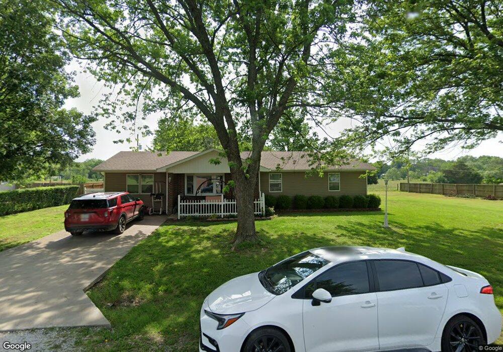111 Elm St, Altamont, KS 67330 - photo 1
