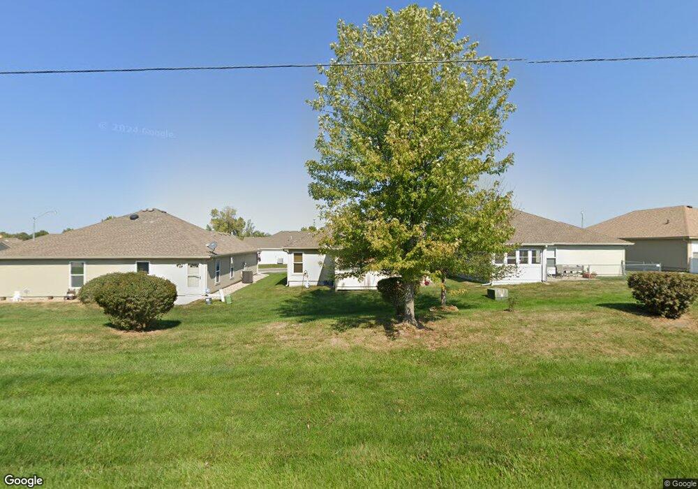 805 Mercury Way, Raymore, MO 64083 - photo 1