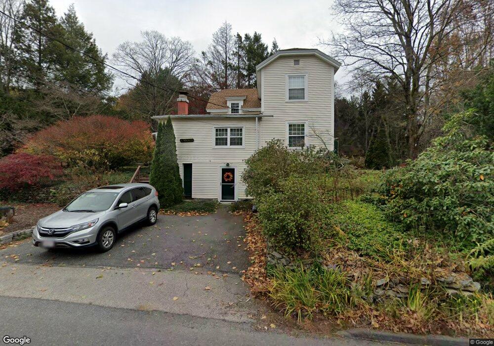 12 Woodrow St unit 2, Hudson, MA 01749 - photo 1