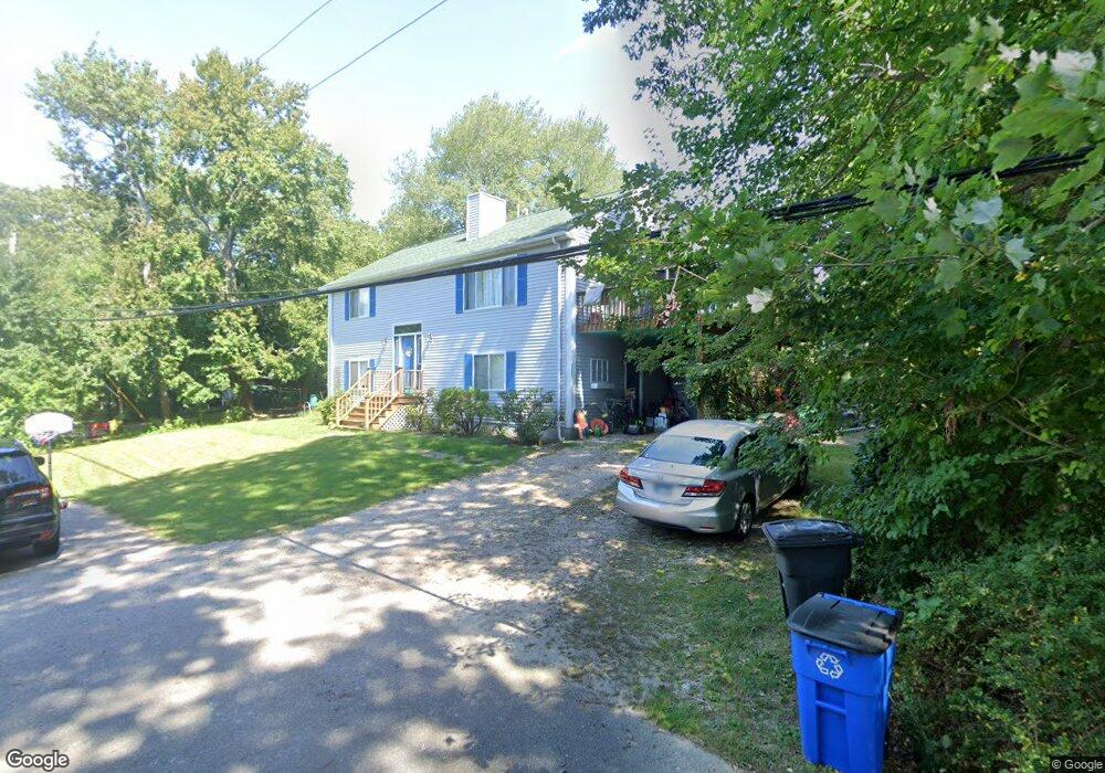 21 Saybrook Ave unit Ground Level, Narragansett, RI 02882 - photo 1