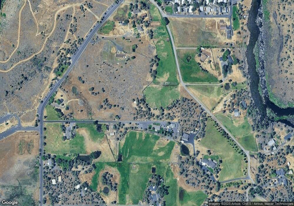 9925 NE Smith Rock Loop, Terrebonne, OR 97760 - photo 1