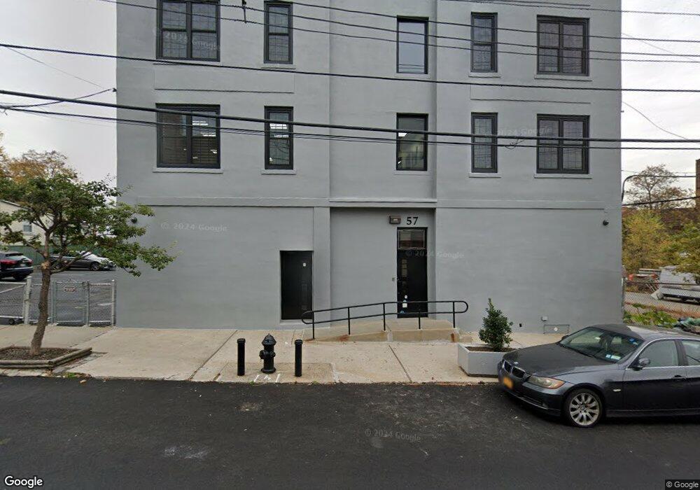 57 Beach St unit 3rd Floor, Staten Island, NY 10304 - photo 1