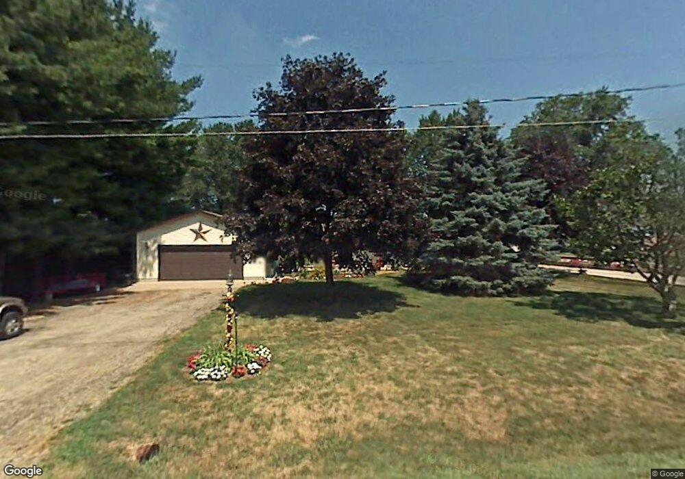 4876 Irish Ln, Fitchburg, WI 53711 - photo 1