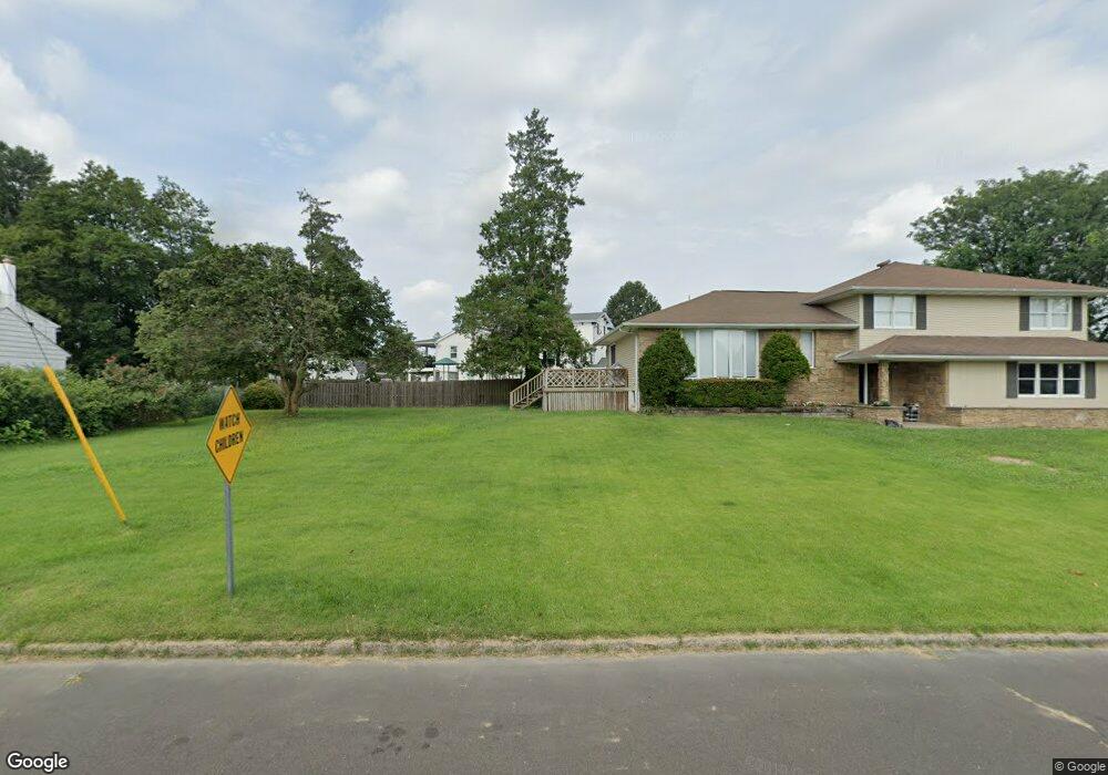 926 Woodbourne Dr, Southampton, PA 18966 - photo 1