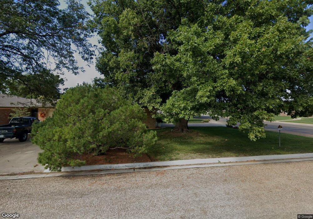 529 Bradley Ln, Dumas, TX 79029 - photo 1