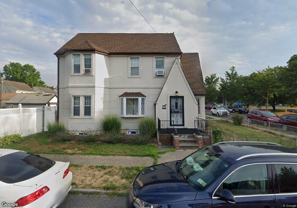 24217 93rd Ave, Bellerose, NY 11426 - photo 1