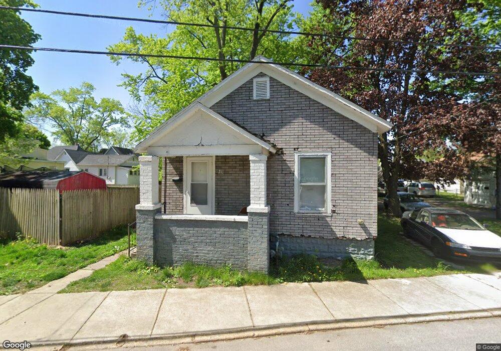 211 S Shore Dr, Elkhart, IN 46516 - photo 1