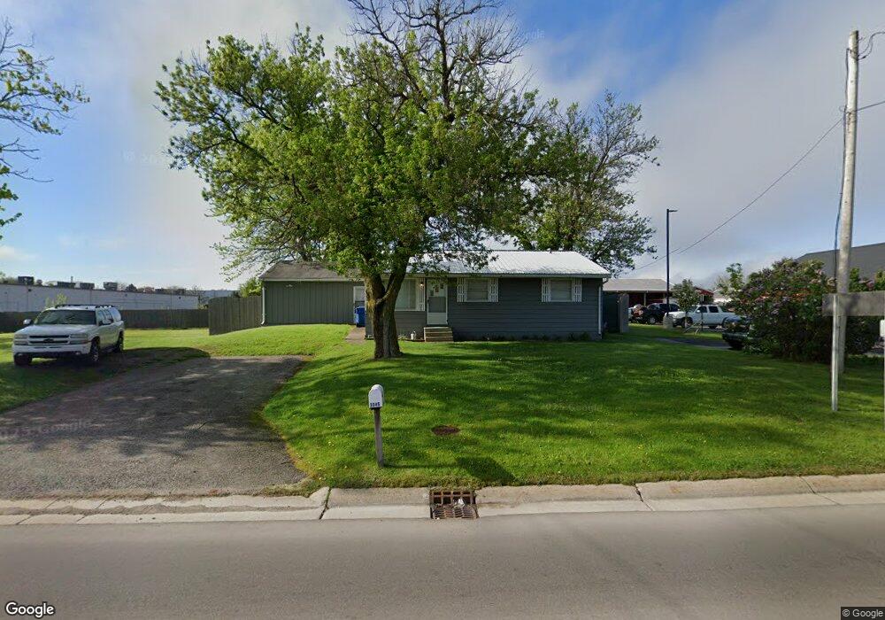 3045 W Hill Rd, Flint, MI 48507 - photo 1