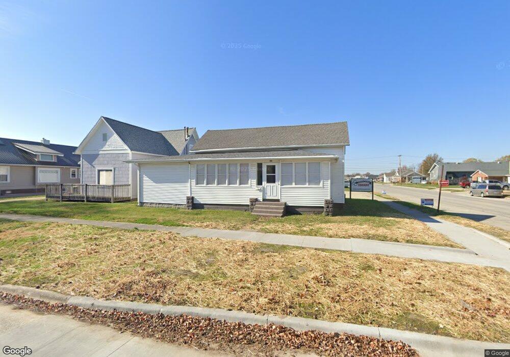101 S Linden St, Effingham, IL 62401 - photo 1