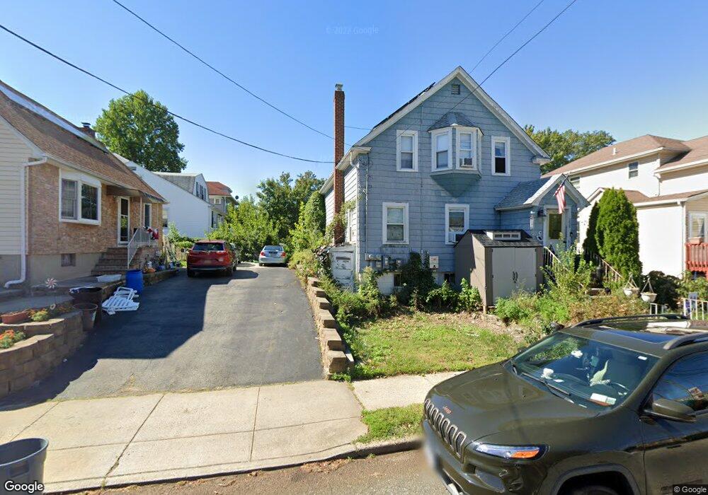 258 Cleveland Ave, Staten Island, NY 10308 - photo 1