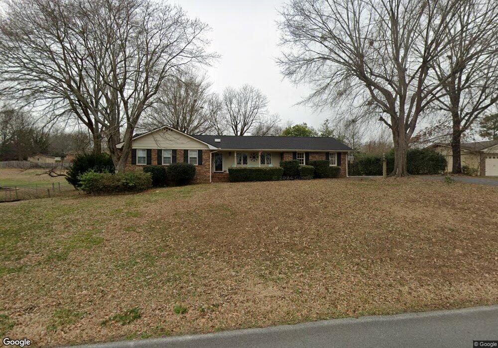 114 Windsor Dr, Calhoun, GA 30701 - photo 1
