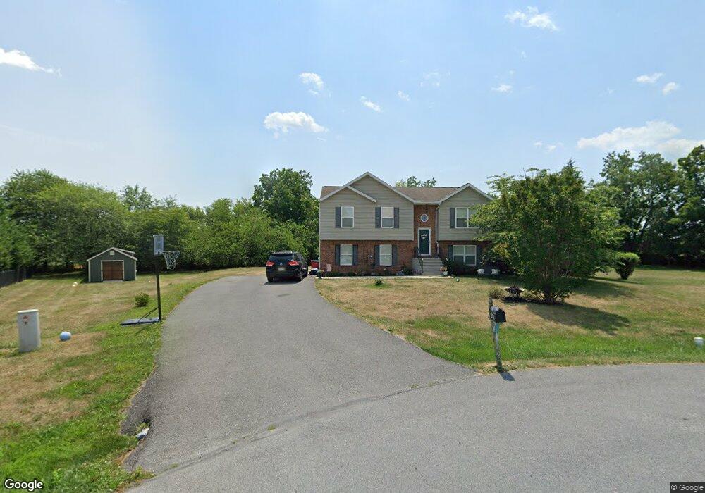 15400 Cobble Dr, Greencastle, PA 17225 - photo 1