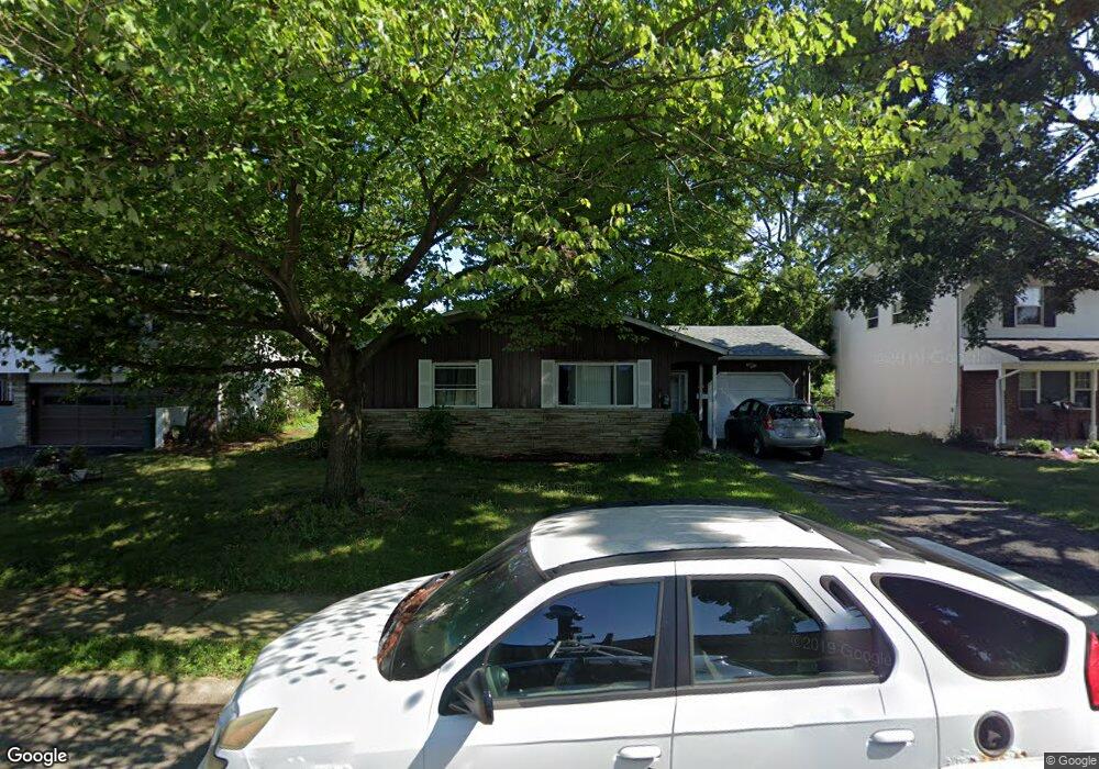 1300 Seaton Ln, Columbus, OH 43229 - photo 1