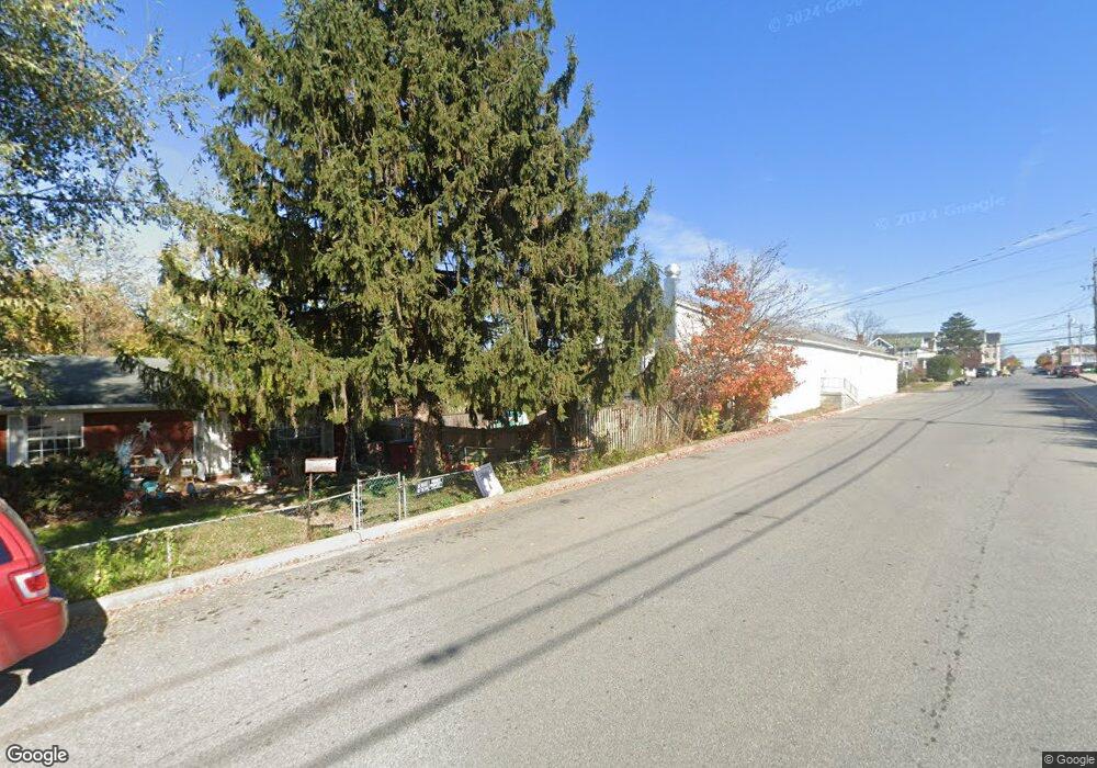 304 W 3rd Ave, Ranson, WV 25438 - photo 1