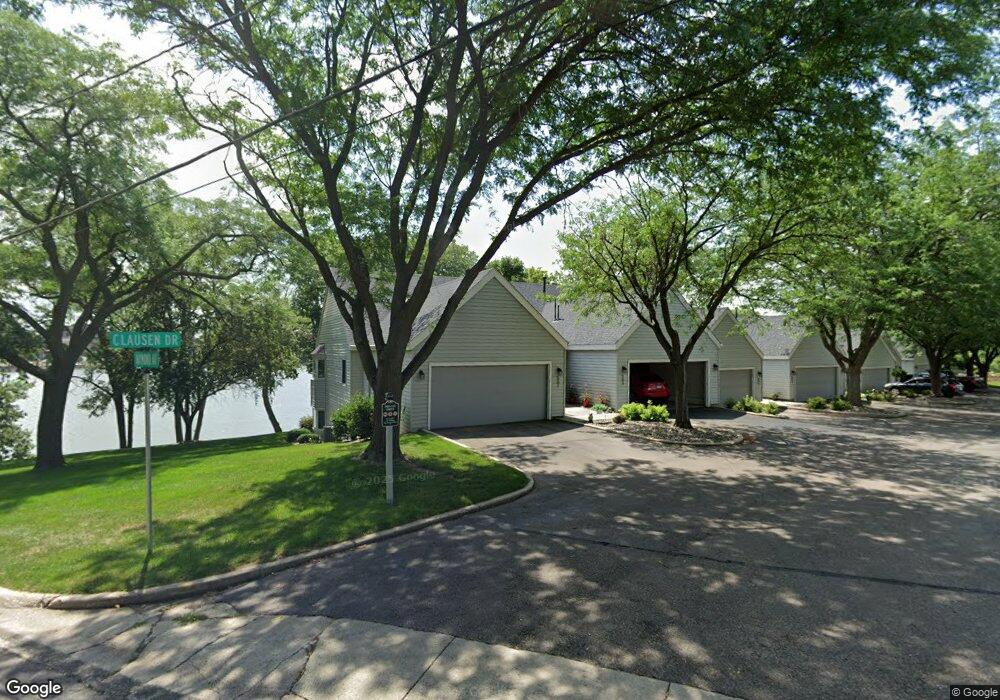 501 Clausen Dr, Albert Lea, MN 56007 - photo 1