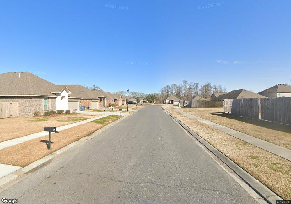 39399 Legacy Oaks Ln, Gonzales, LA 70737 - photo 1