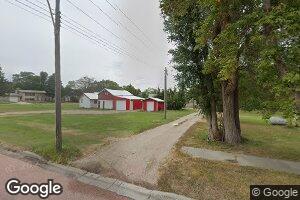 110 4th St NW, Wessington Springs, SD 57382