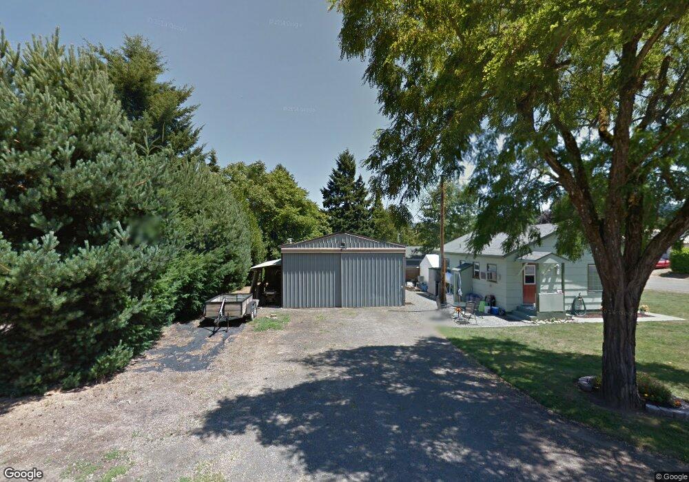 1395 NE Spruce Ave, Myrtle Creek, OR 97457 - photo 1