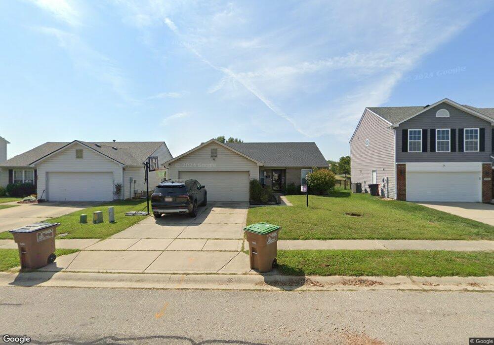 3180 Lakestream Dr, Columbus, IN 47201 - photo 1