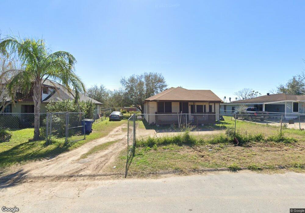 317 Oak St, Donna, TX 78537 - photo 1