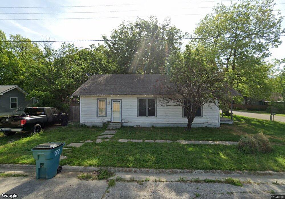 213 Andrews St, Gainesville, TX 76240 - photo 1