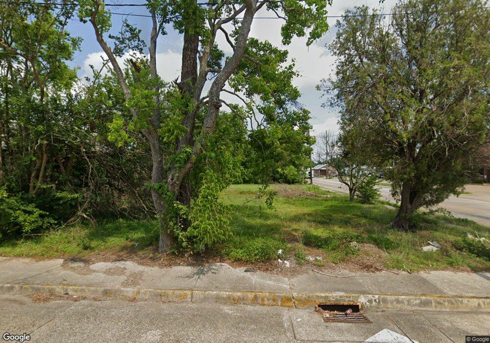 1023 Goode St, Houma, LA 70360 - photo 1