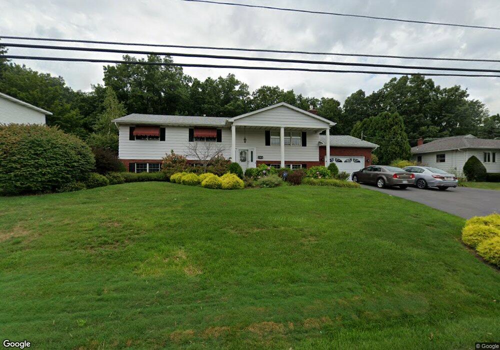 106 Columbus Dr, Archbald, PA 18403 - photo 1