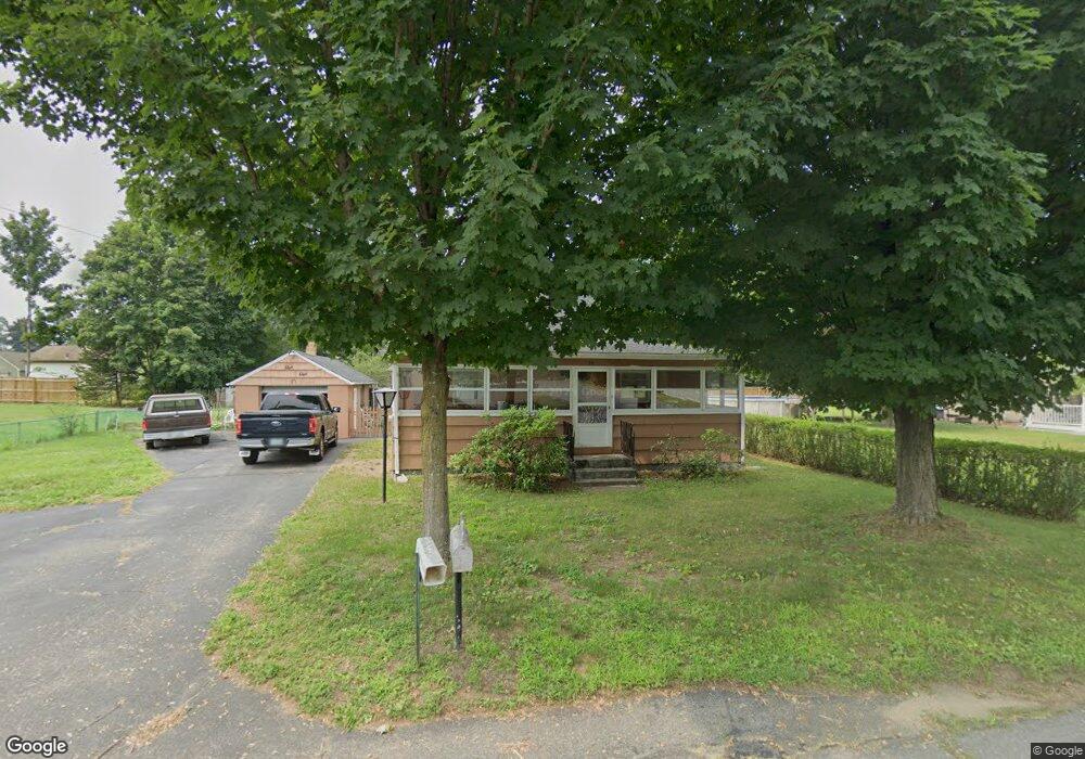 39 Pond St, Ludlow, MA 01056 - photo 1