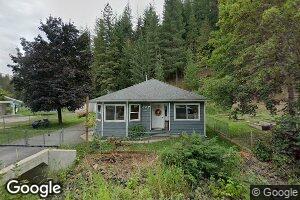 607 D St, Pinehurst, ID 83850