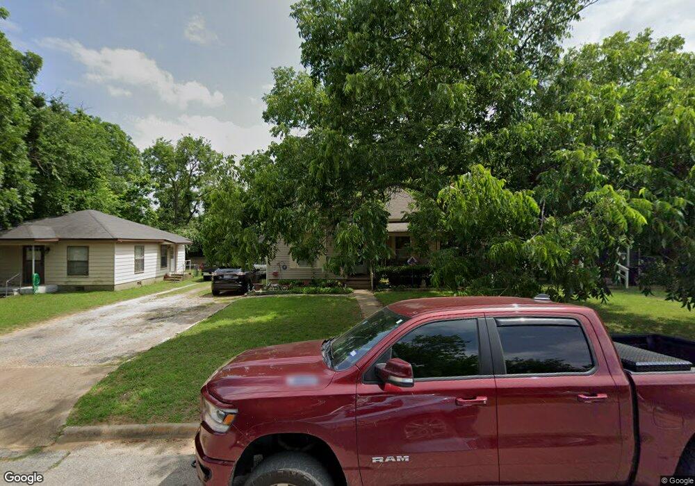 724 W Hanna St, Denison, TX 75020 - photo 1