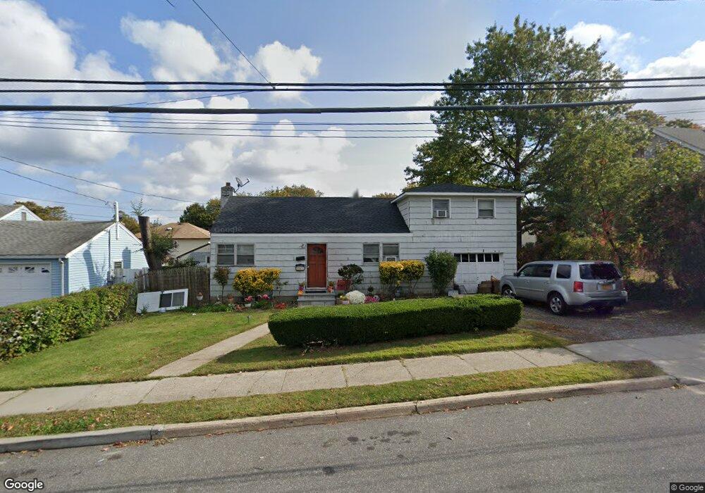 9 Smith St, Glen Cove, NY 11542 - photo 1