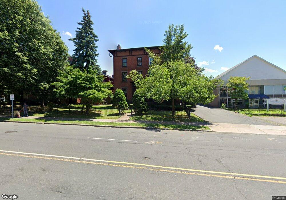 235 Farmington Ave unit B, Hartford, CT 06105 - photo 1