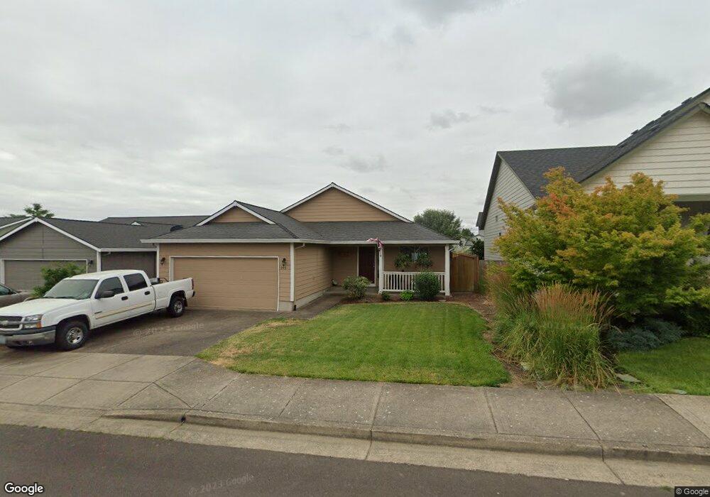 945 E 15th St, Lafayette, OR 97127 - photo 1