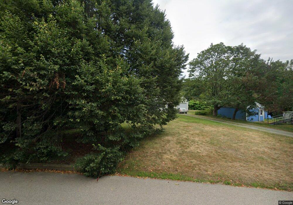 38 Bateman Ave, Newport, RI 02840 - photo 1