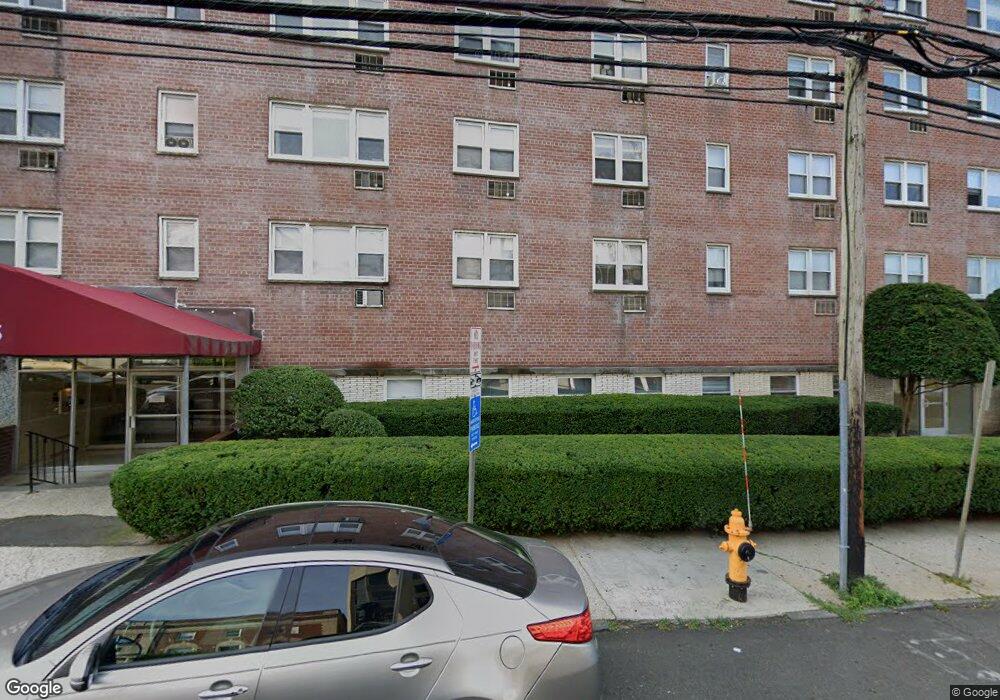 Imperial House unit 5I, Stamford, CT 06901 - photo 1