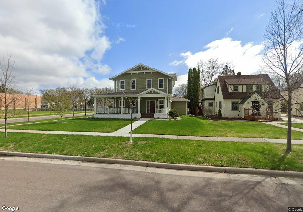 1502 7th St S, Fargo, ND 58103 - photo 1