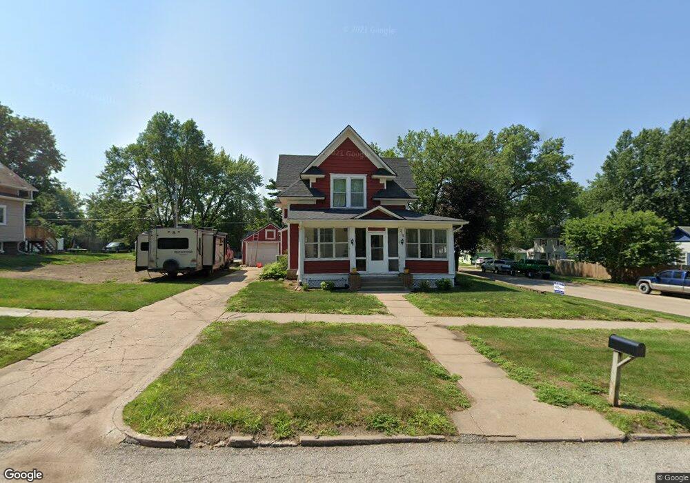 314 W Summit Ave, Shenandoah, IA 51601 - photo 1